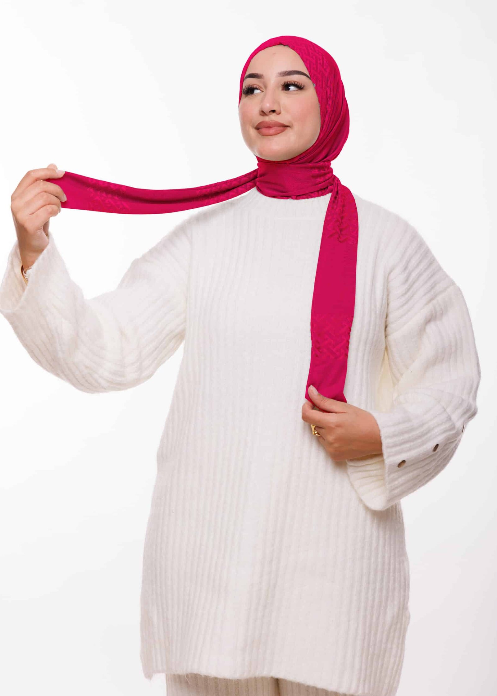 طبقية خليجية - فوشيا -