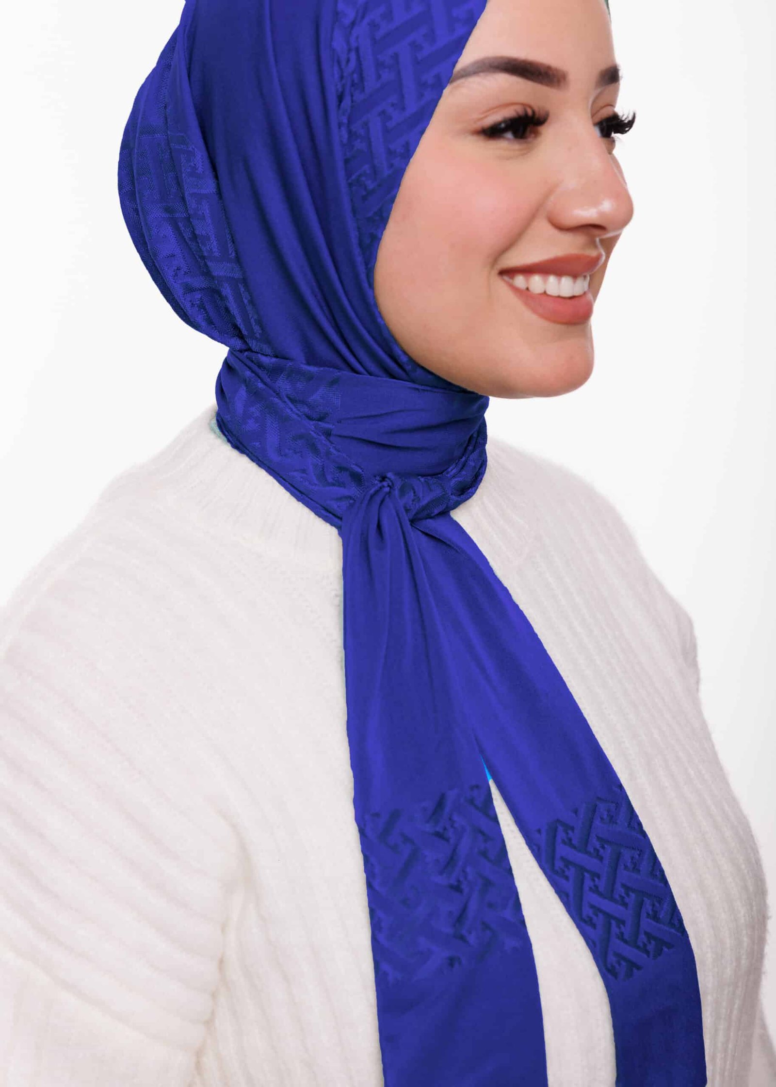 طبقية كشخة خليجية - أزرق ملكي -