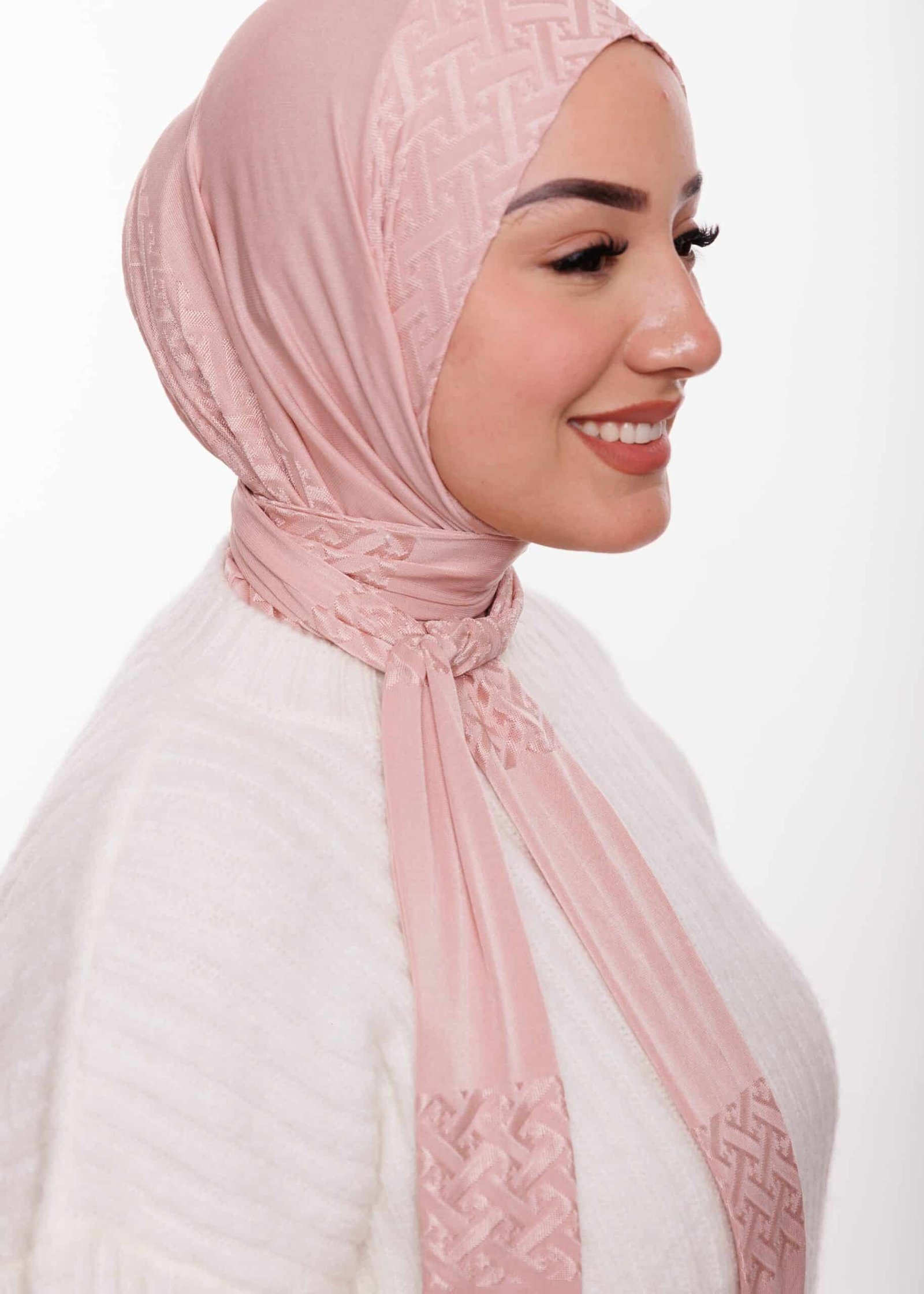 طبقية كشخة خليجية - وردي -