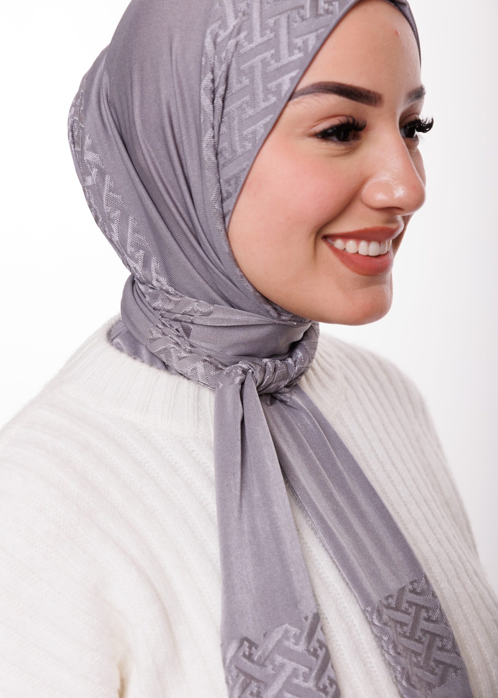 طبقية كشخة خليجية - رمادي -