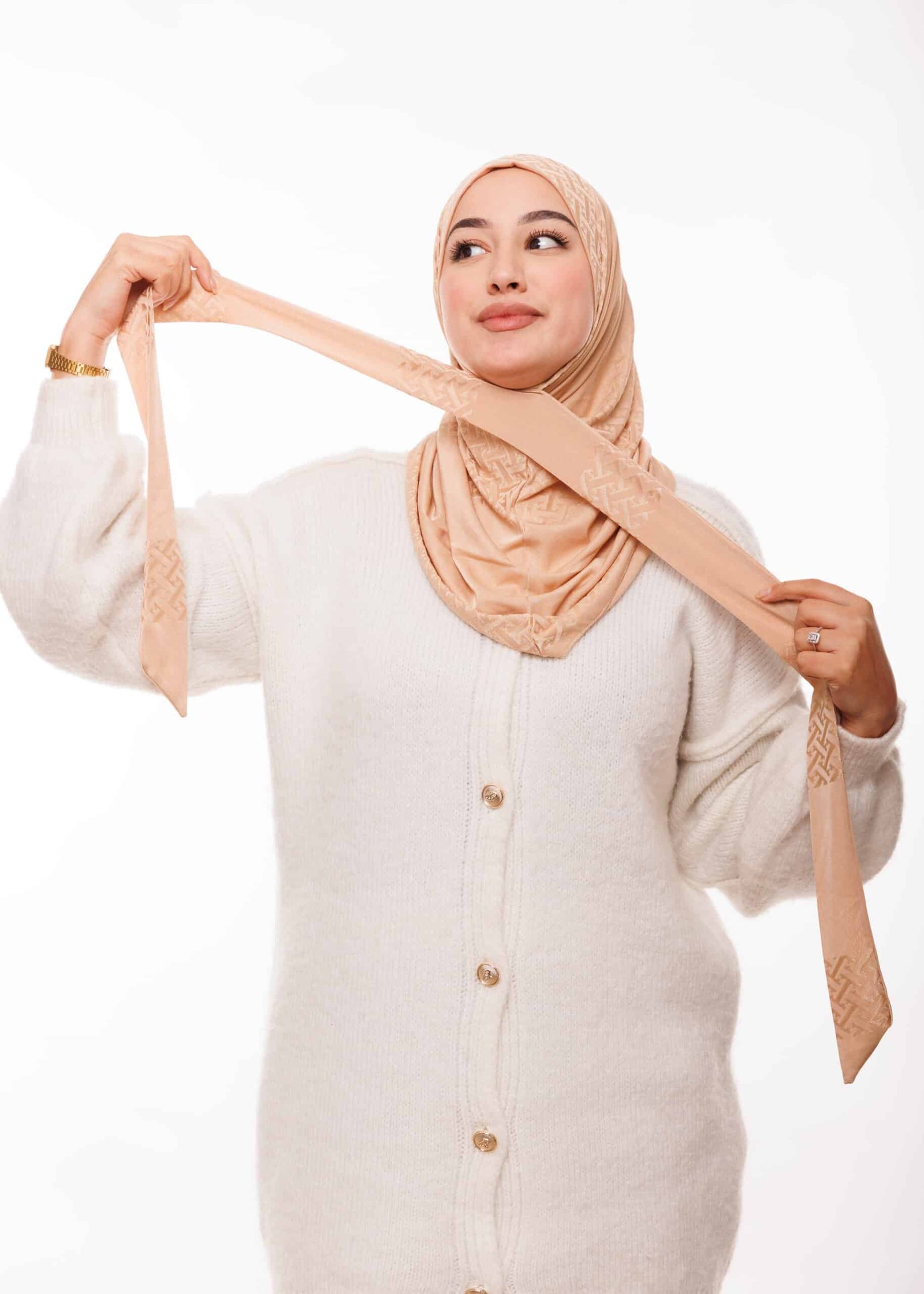 طبقية خليجية - بيج -