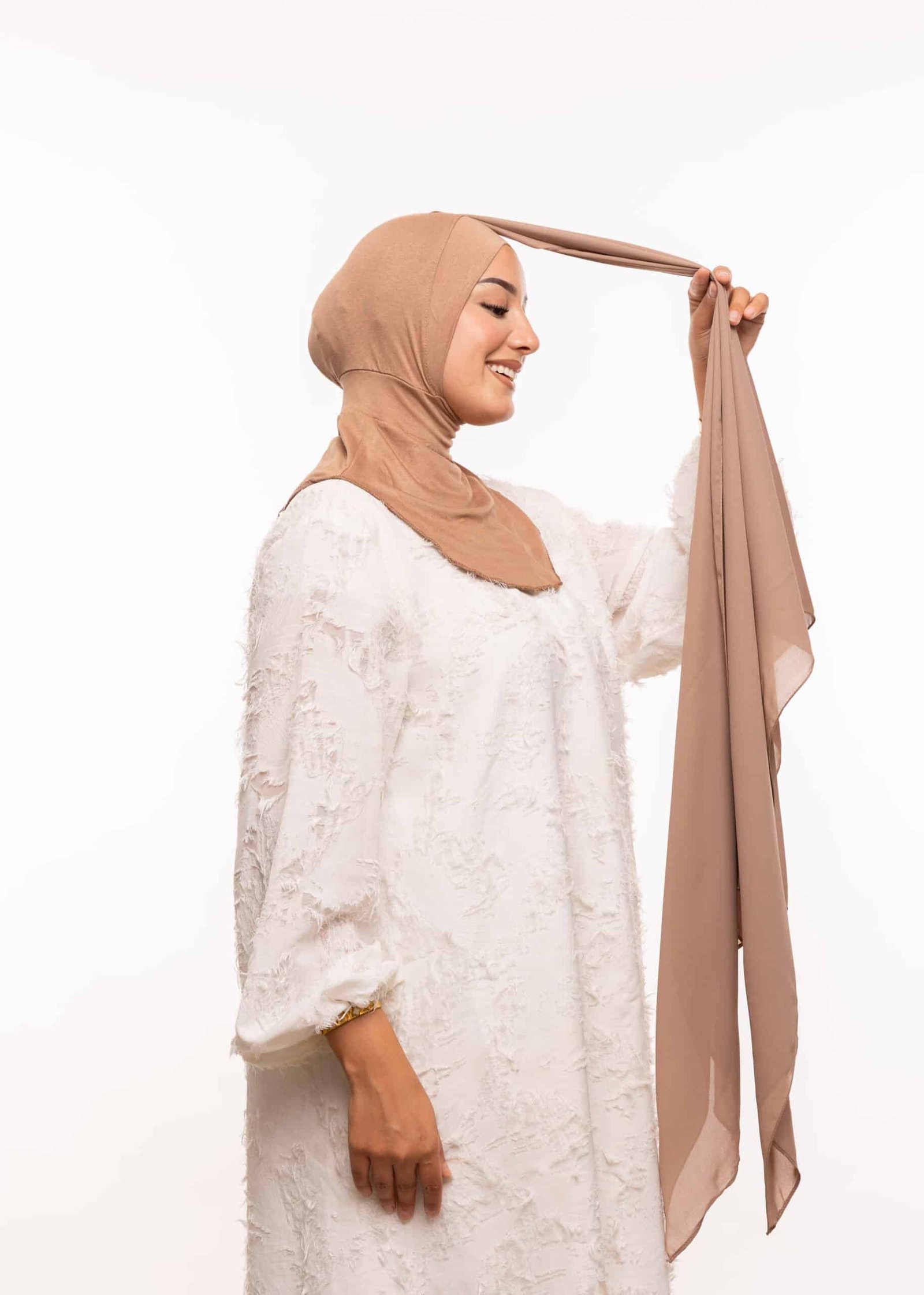 شال كريب حريري بالبوني " النينجا " - ترابي فاتح