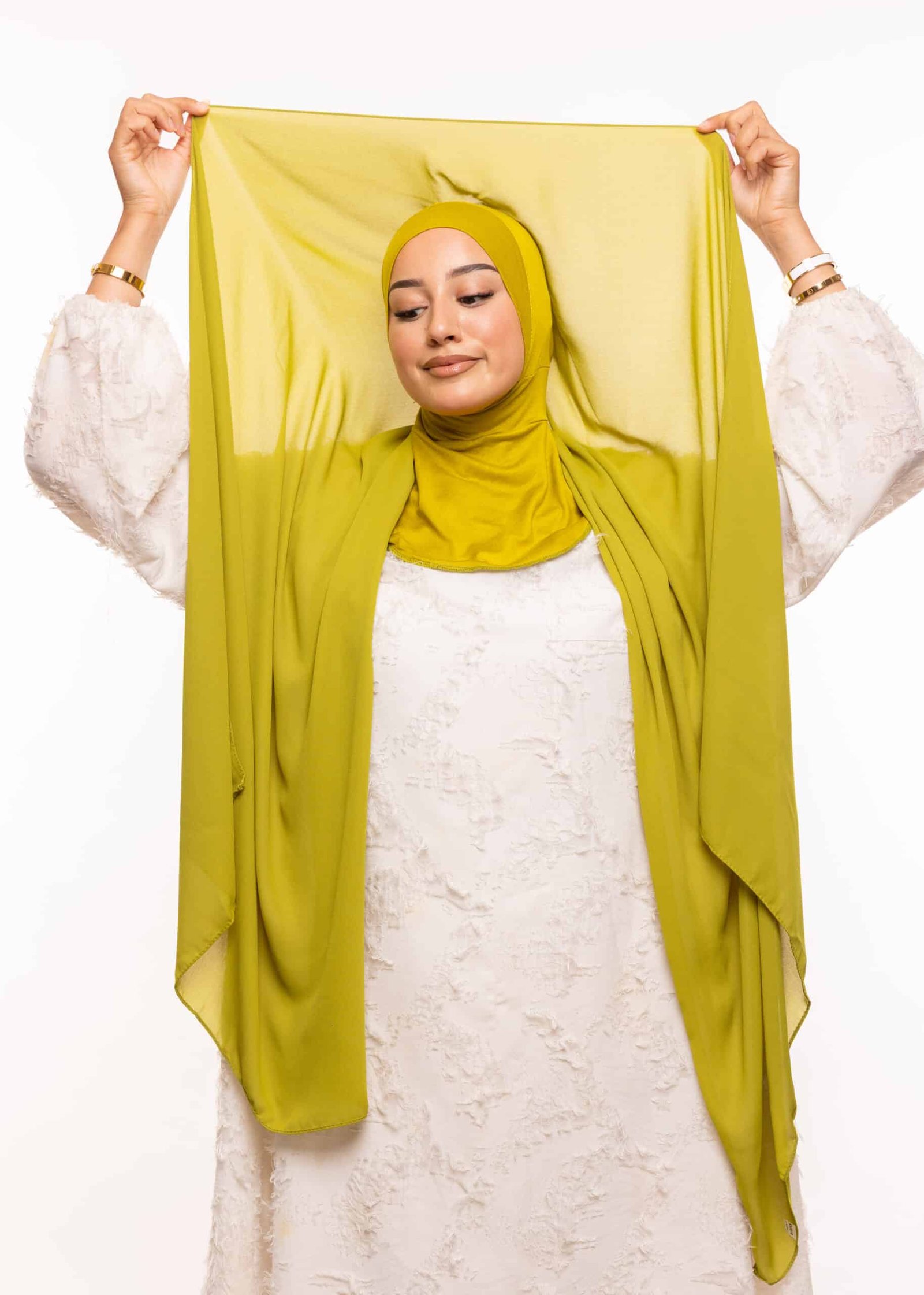 شال كريب حريري بالبوني "النينجا" - أخضر