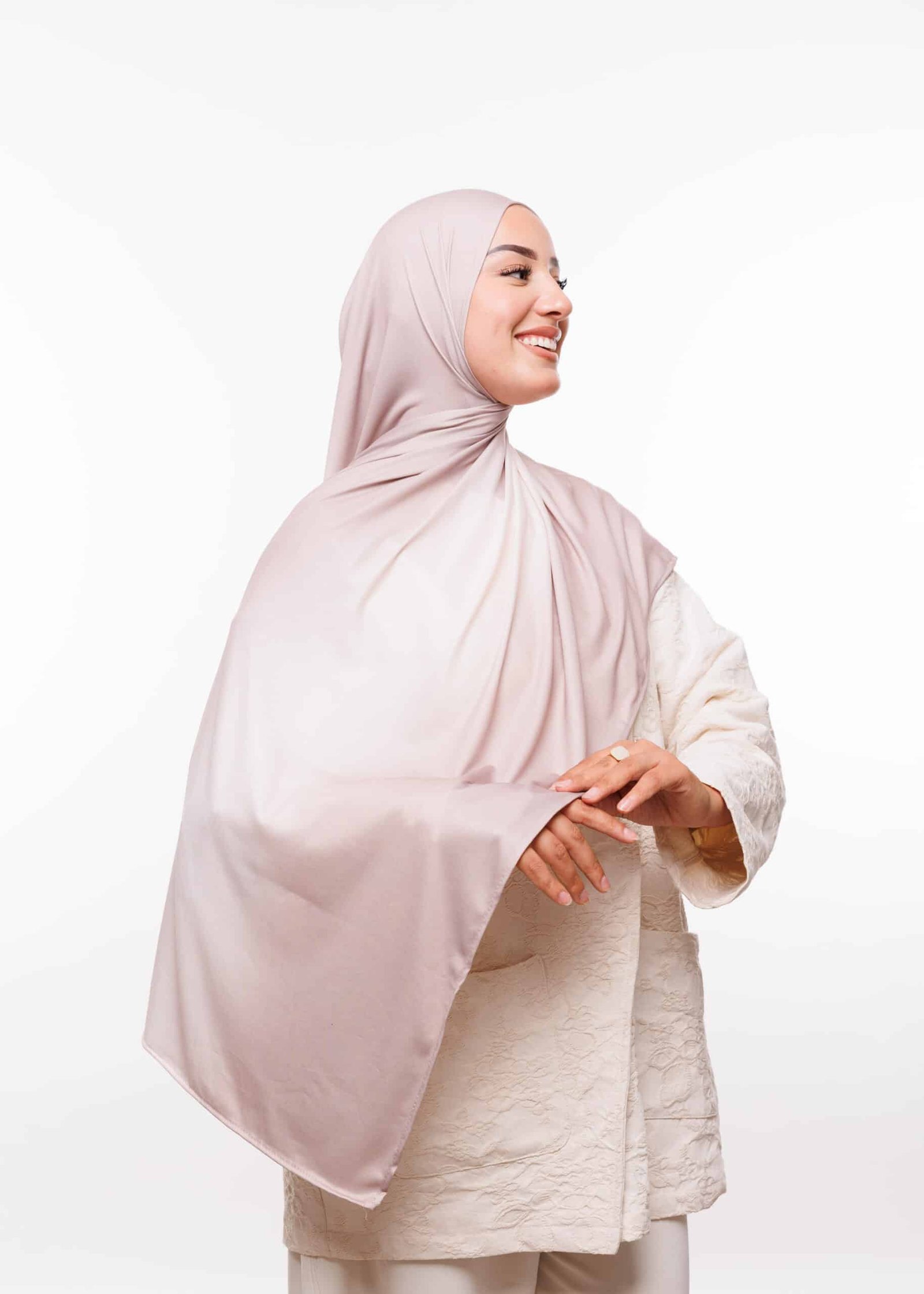 شال جيرسي بروميوم ديݣرادي - ترابي فاتح