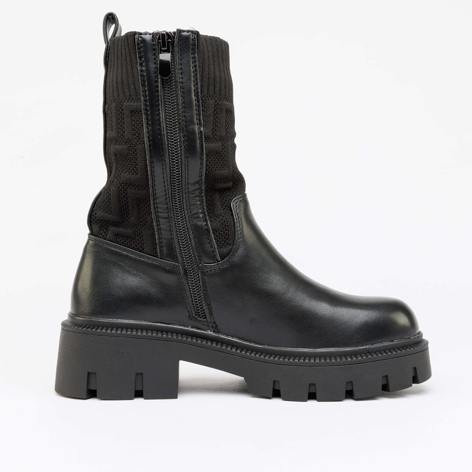 حذاء نسائي شتوي – 22-0262