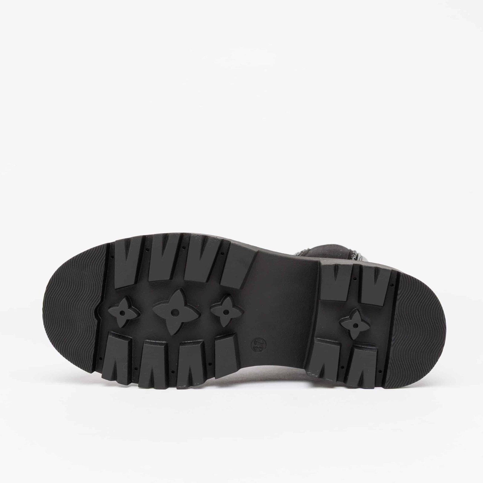 حذاء نسائي شتوي- HL005