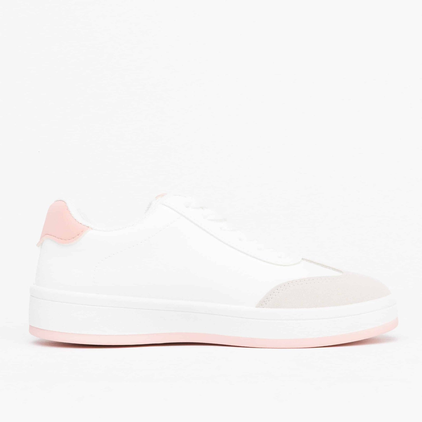 حذاء رياضي - GG717