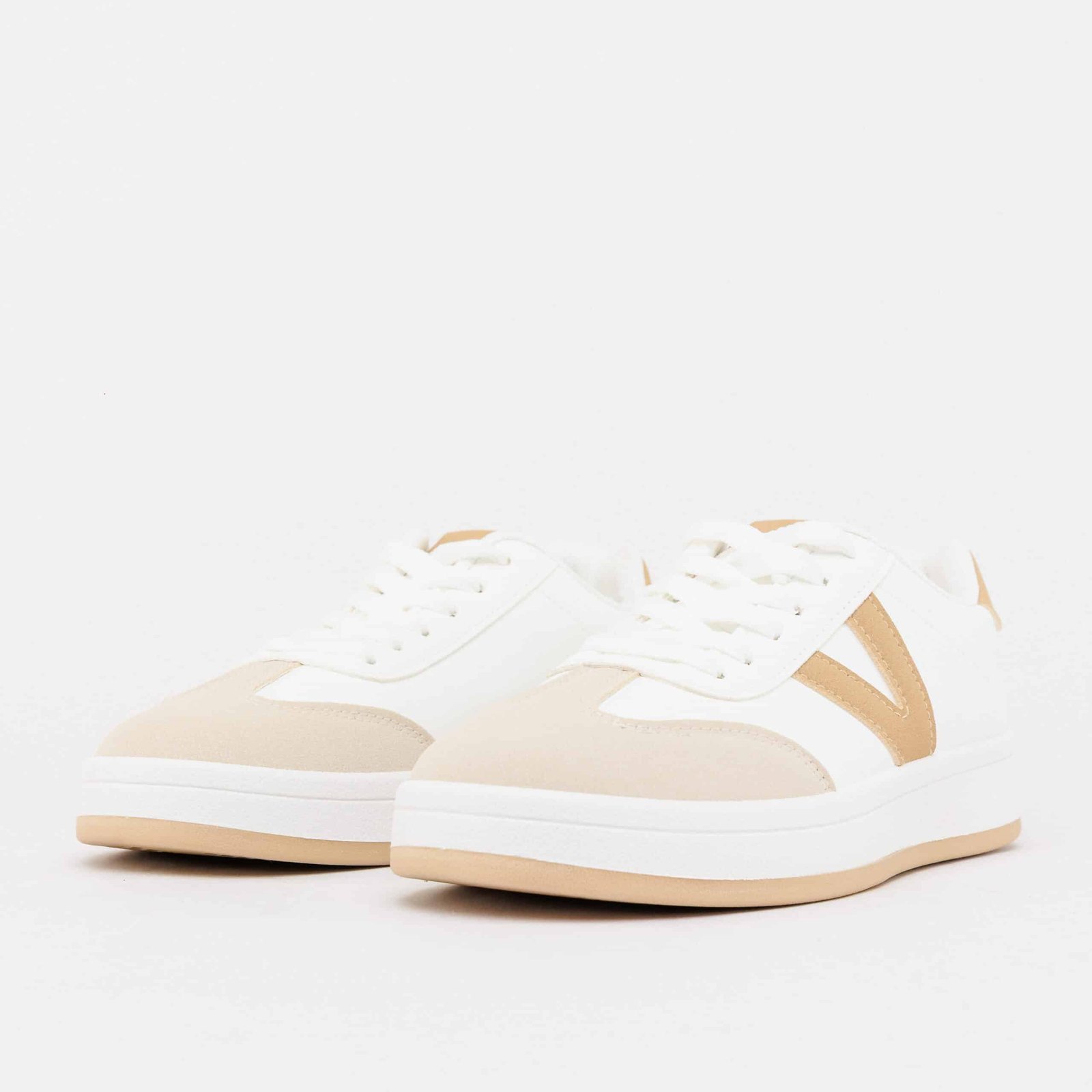 حذاء رياضي - GG717