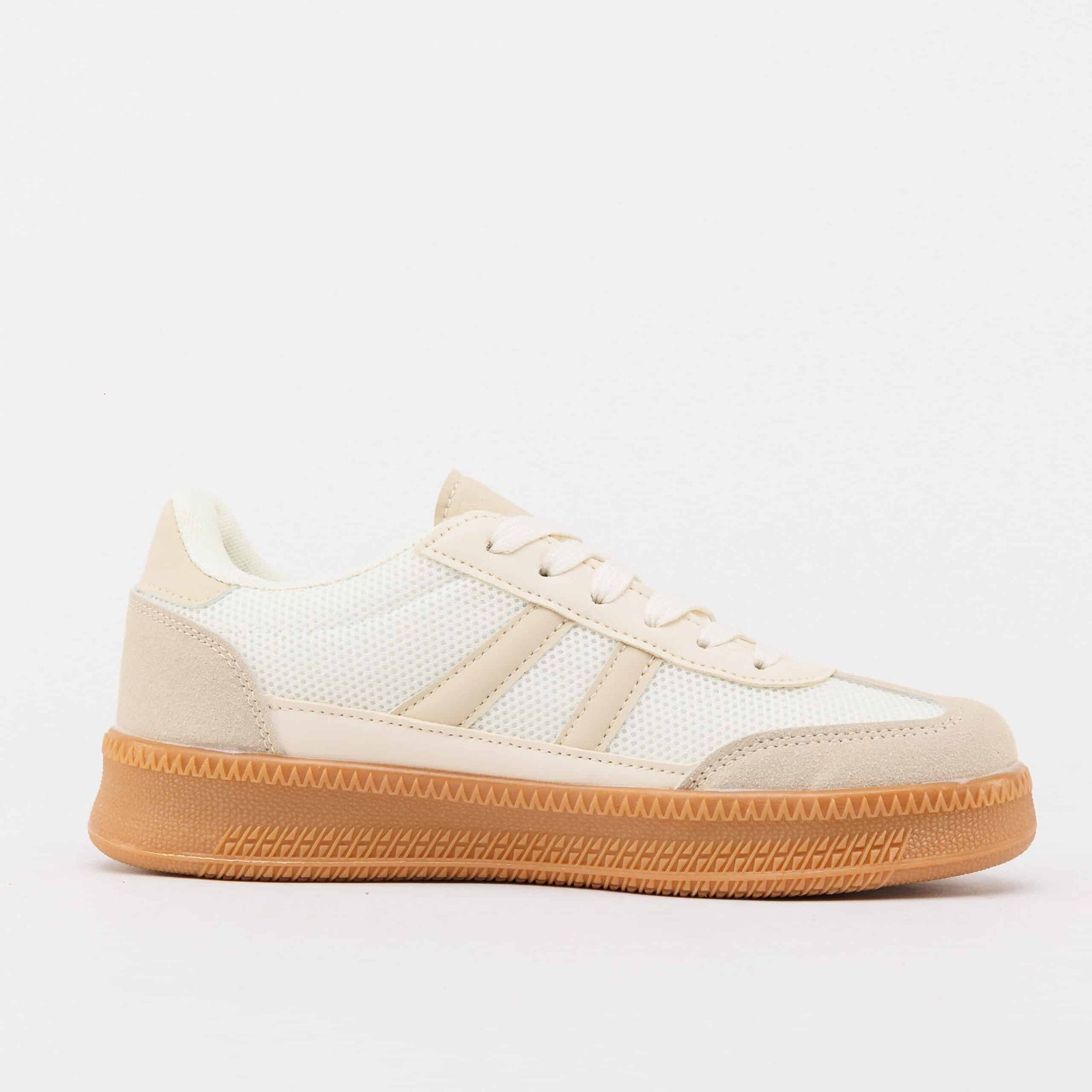 حذاء رياضي - CC117