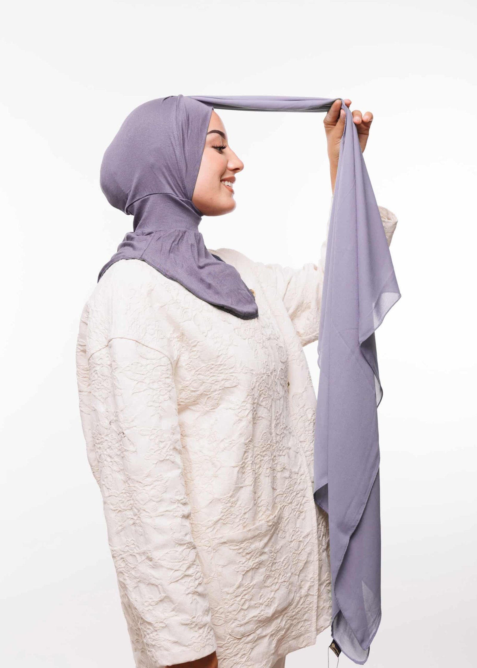 شال كريب حريري بالبوني " النينجا "  - رمادي